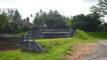 Dam1.jpg