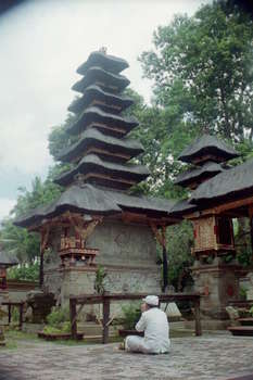・Pura Gunung Lebah1990年代2.JPG