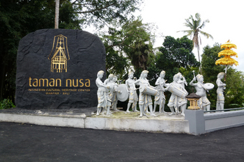taman-nusa1.jpg